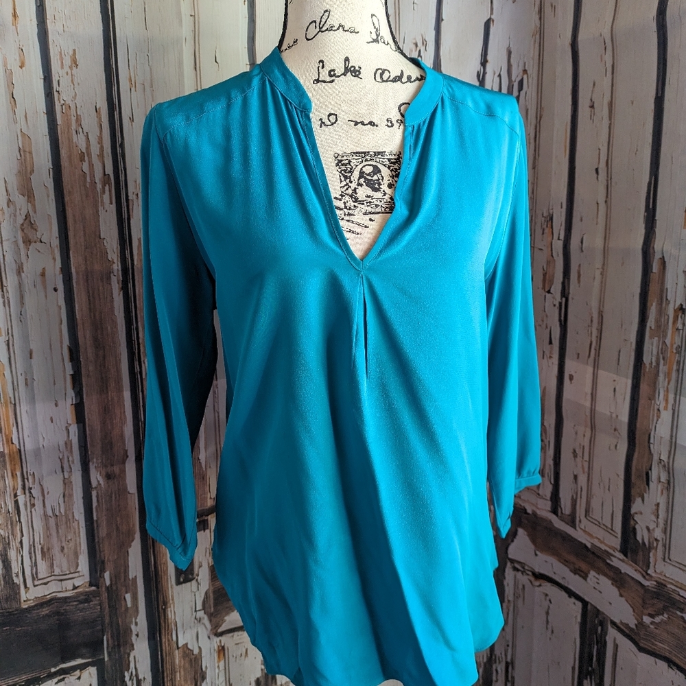 Amanda UpRichard  Silk top
